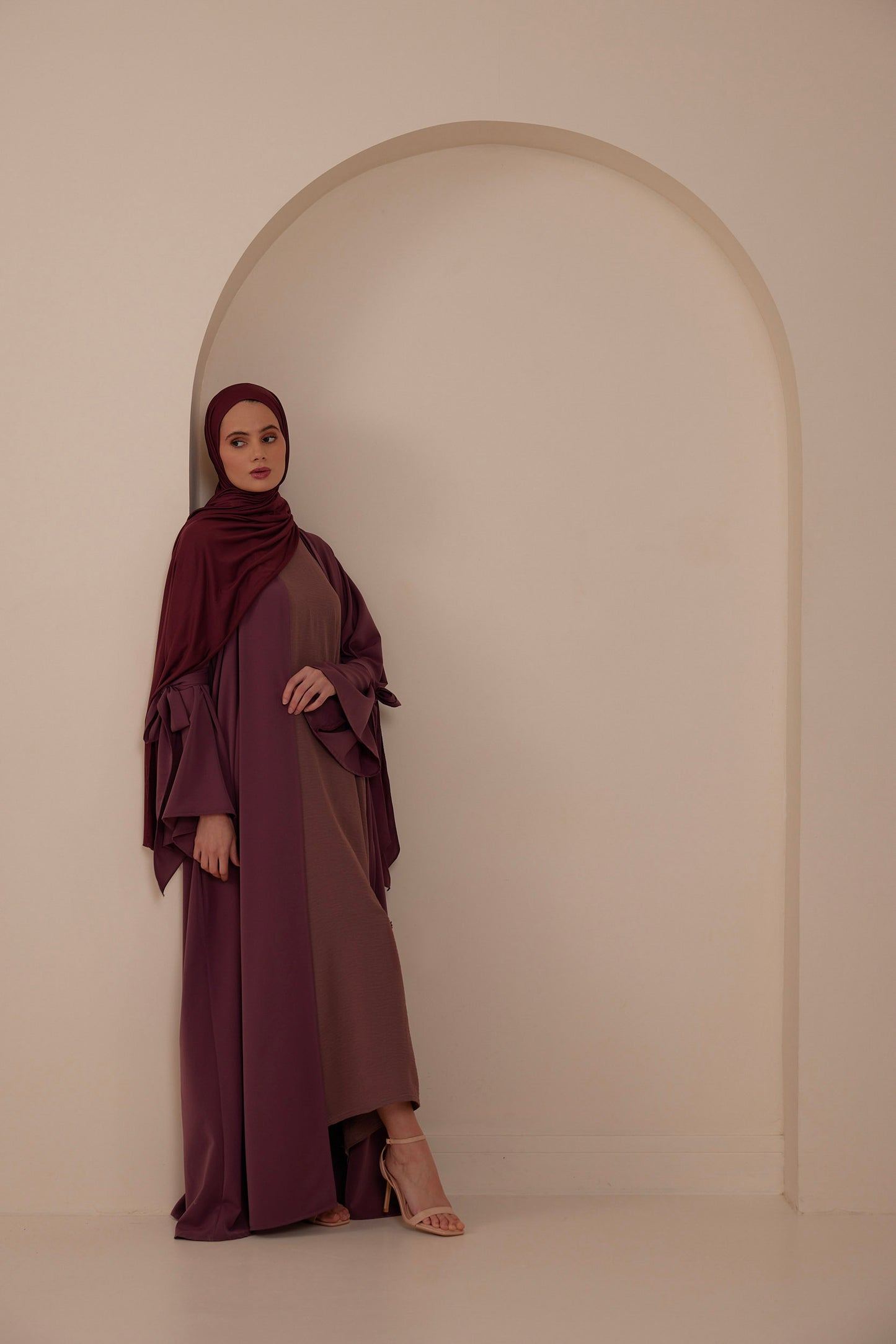 Dina Abaya - Mulberry