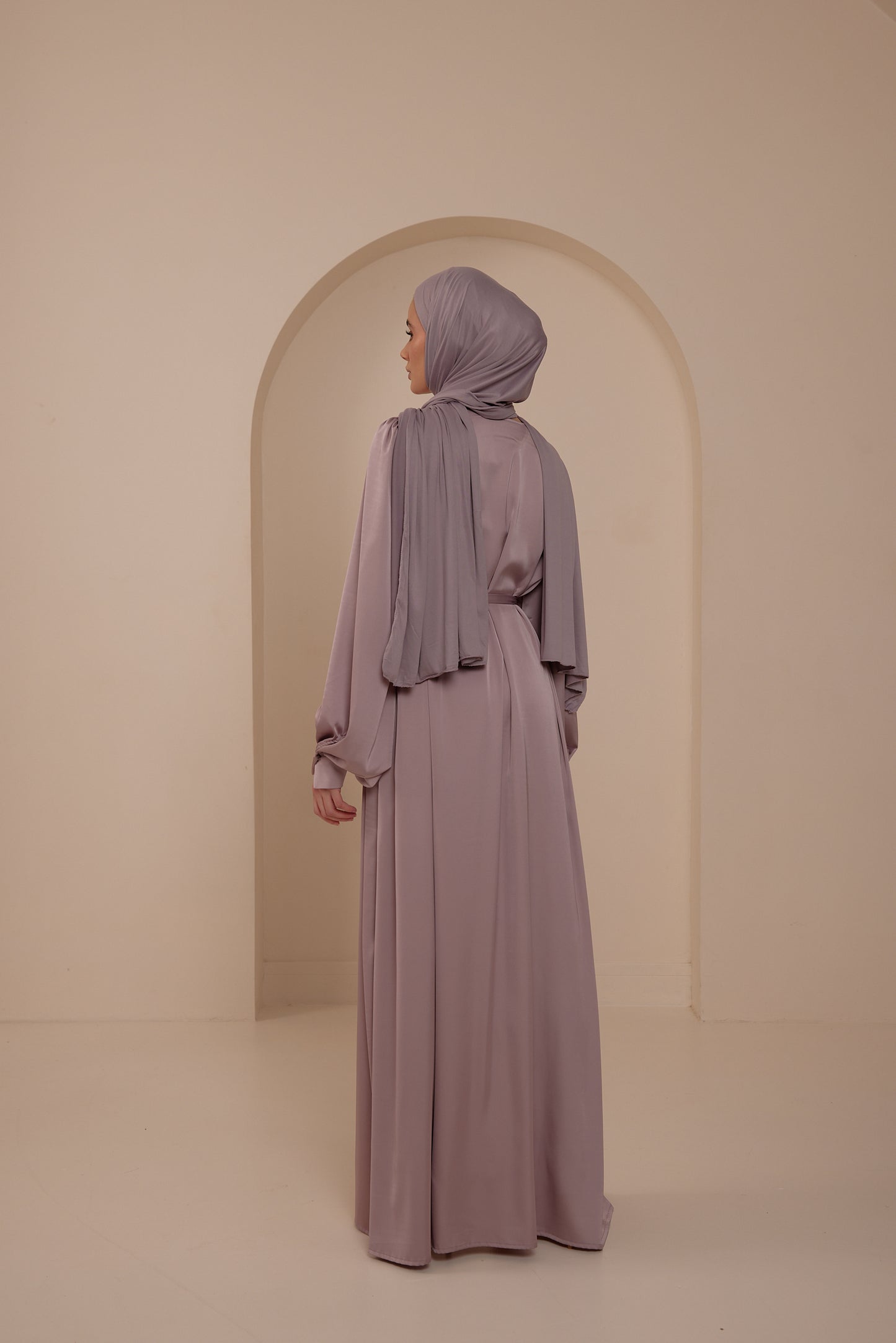 Farah Abaya – Thistle