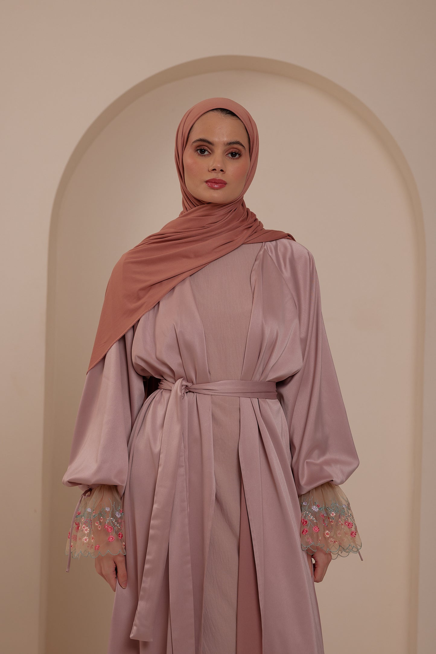 Zoya Abaya – Soft Rose
