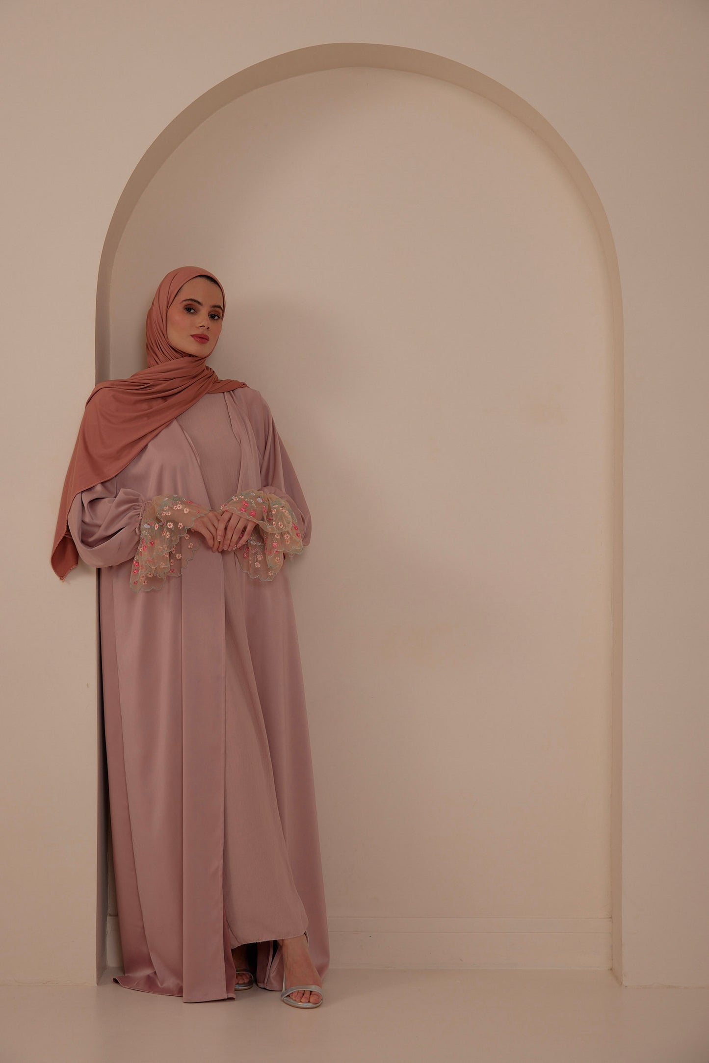 Zoya Abaya – Soft Rose