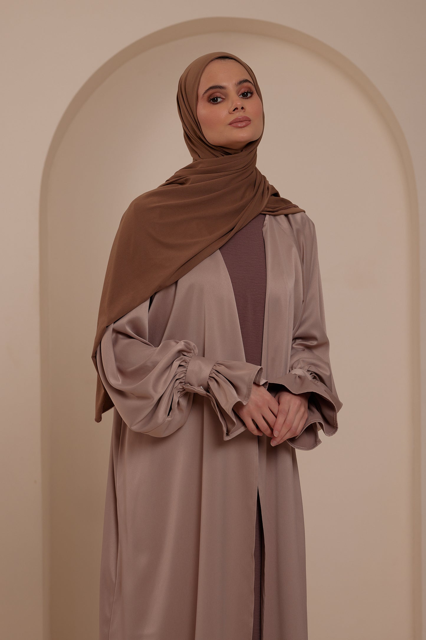 Inaya Abaya - Taupe