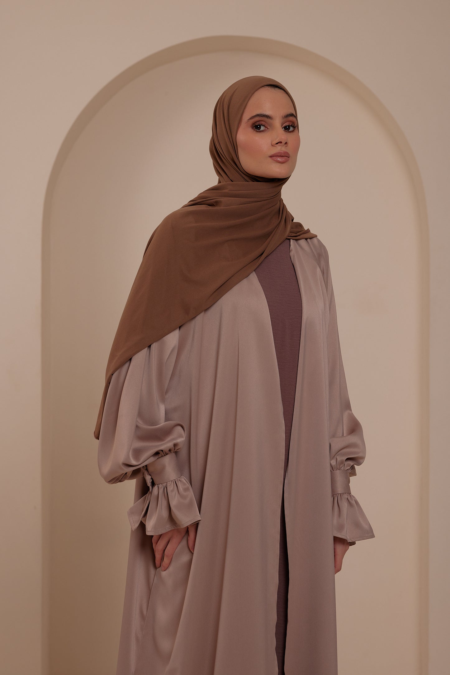Inaya Abaya - Taupe